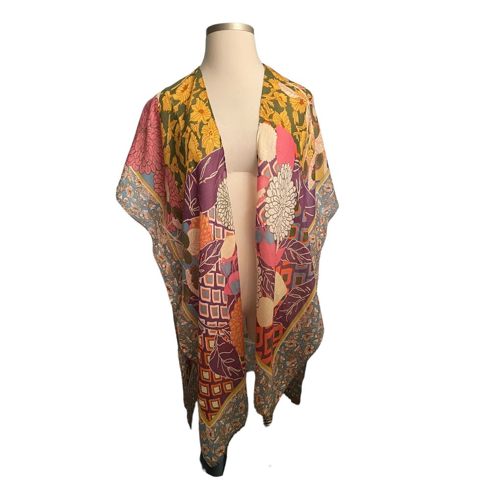 Bijorca‎ Size One Size Multi-Color Vest